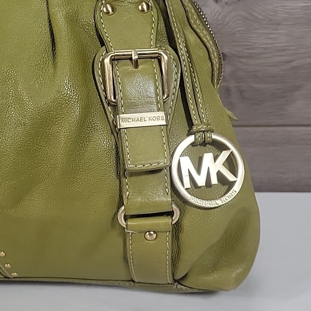 Michael Kors Olive Green Leather Handbag with Gold Hardware - Picture 3 of 15